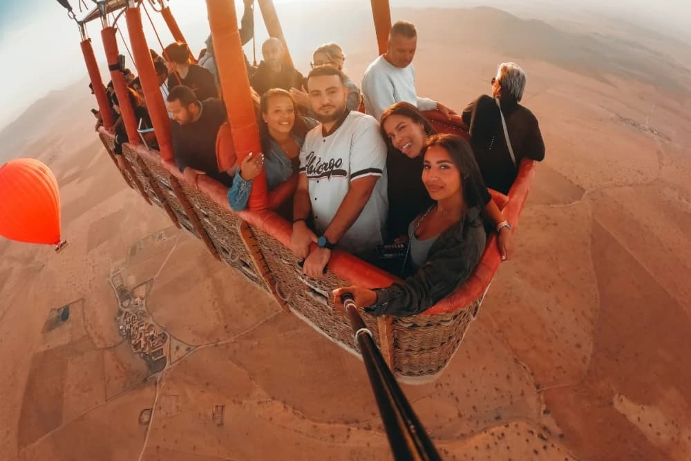 Vol en montgolfière au lever du soleil à Marrakech (50–60 min) + Balade à dos de chameau de 1h + Petit-déjeuner - 4
